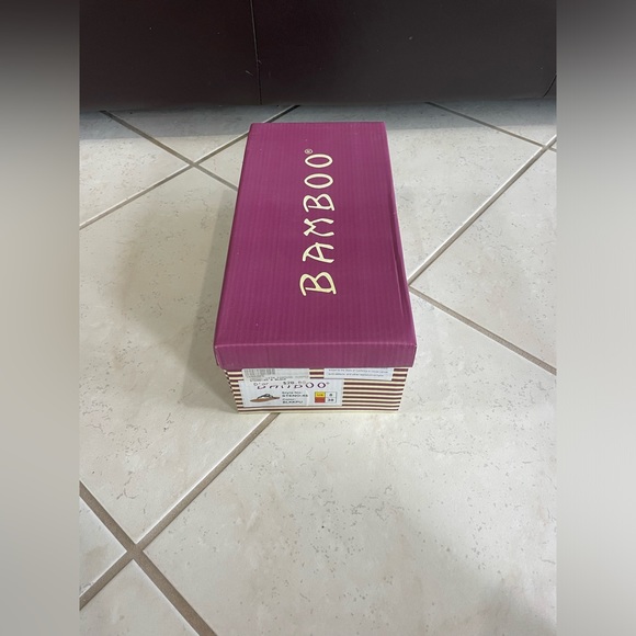 Bamboo Sandals - Picture 8 of 8